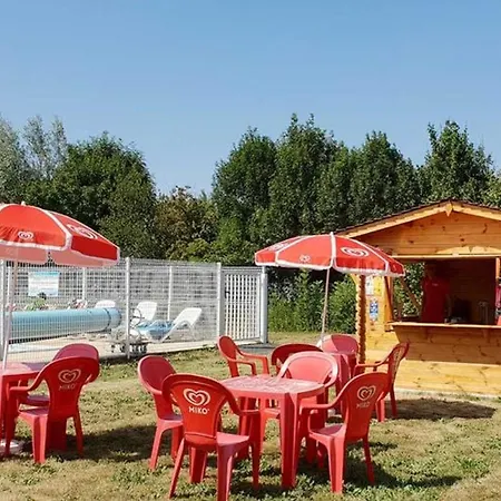 Mobil-home 6 Pers Avec Terrasse à Chaillé-les-marais - Api-1-52-499 Camping *