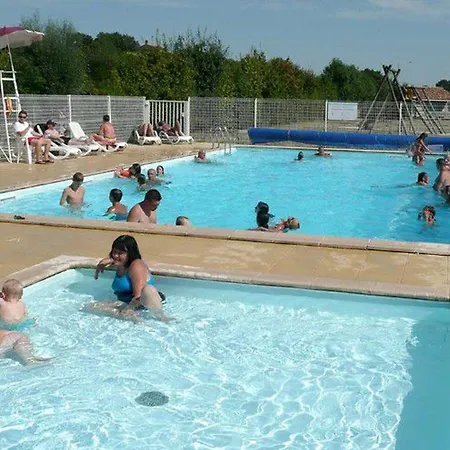 Campingplatz Mobil-home 6 Pers Avec Terrasse A - Api-1-52-499