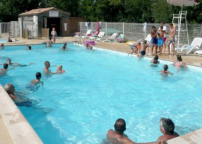 Mobil-home 6 Pers Avec Terrasse A - Api-1-52-499 Kamp alanı Chaille-Les-Marais