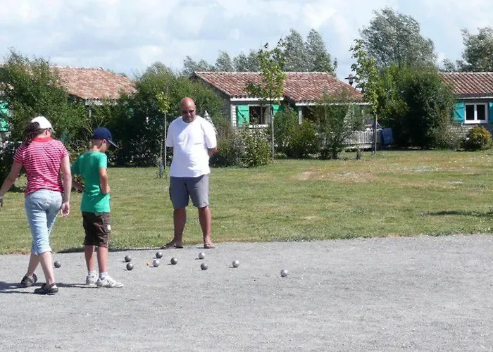 Mobil-home 6 Pers Avec Terrasse A - Api-1-52-499 Chaille-Les-Marais