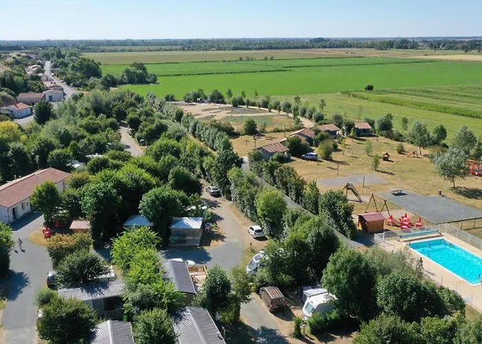 Kamp alanı Mobil-home 6 Pers Avec Terrasse A - Api-1-52-499